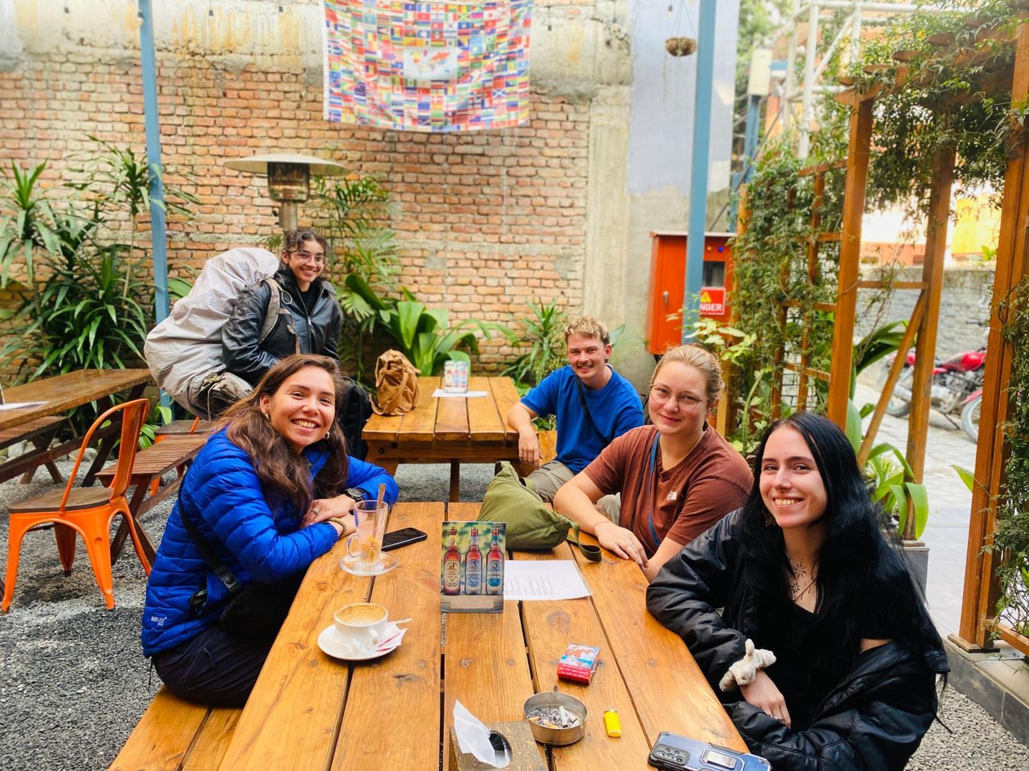 Alobar1000 Hostel Kathmandu Bagian luar foto